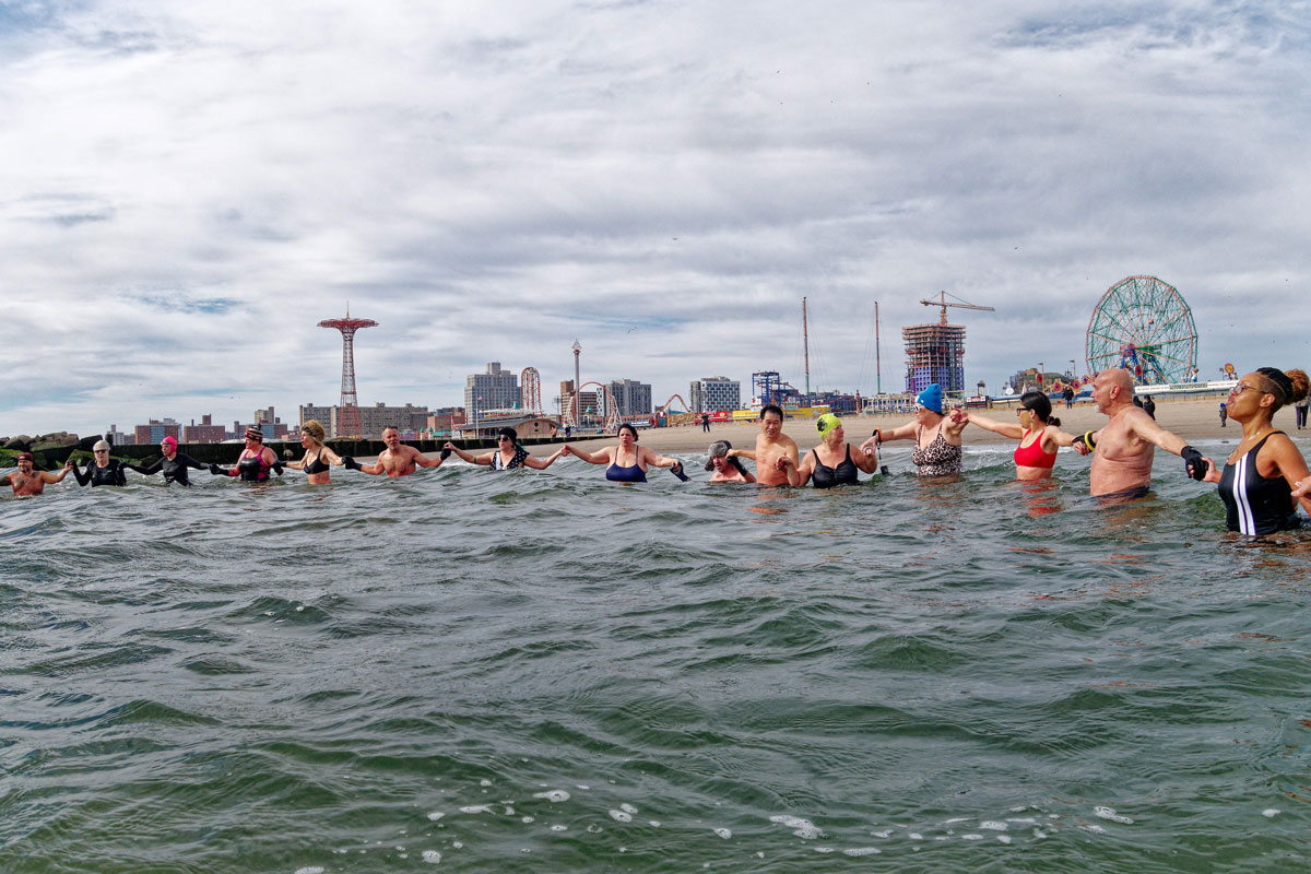 polar-bear-circle-Coney-Island-Polar-Bear-Club-2023-by-Jim-McDonnell.